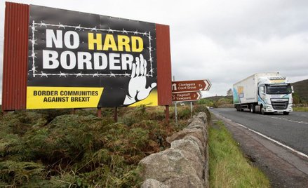 Simon Coveney: Brexit wyzwaniem dla pokoju