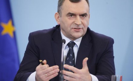 Obecnie nie ma projektu dotyczącego połączenia PGE i Energi - powiedział we wtorek minister skarbu W