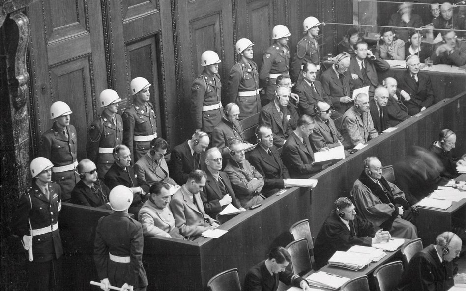 Podczas prac Międzynarodowego Trybunału Wojskowego w Norymberdze stawiano pytanie: dlaczego niemiecc