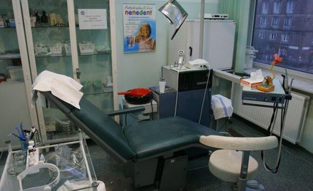 Dentyści znikają ze szkół