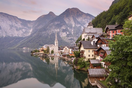 Malownicze Hallstatt, fot. Julian Elliott Photography