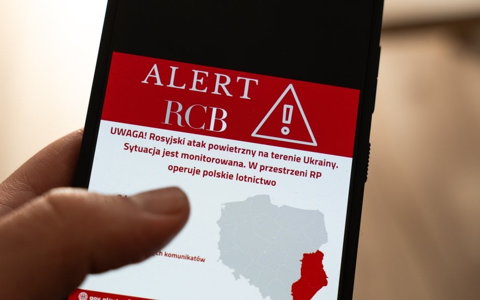 Alerty RCB to system SMS-owego ostrzegania ludności przed zagrożeniami i sytuacjami nadzwyczajnymi.