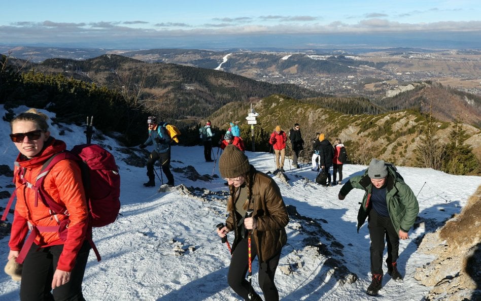 Wśród krajowych kierunków urlopowych na zimę największym zainteresowaniem cieszą się Tatry