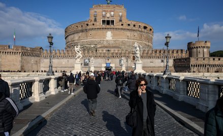 Kruk rozpycha się na rynku włoskim