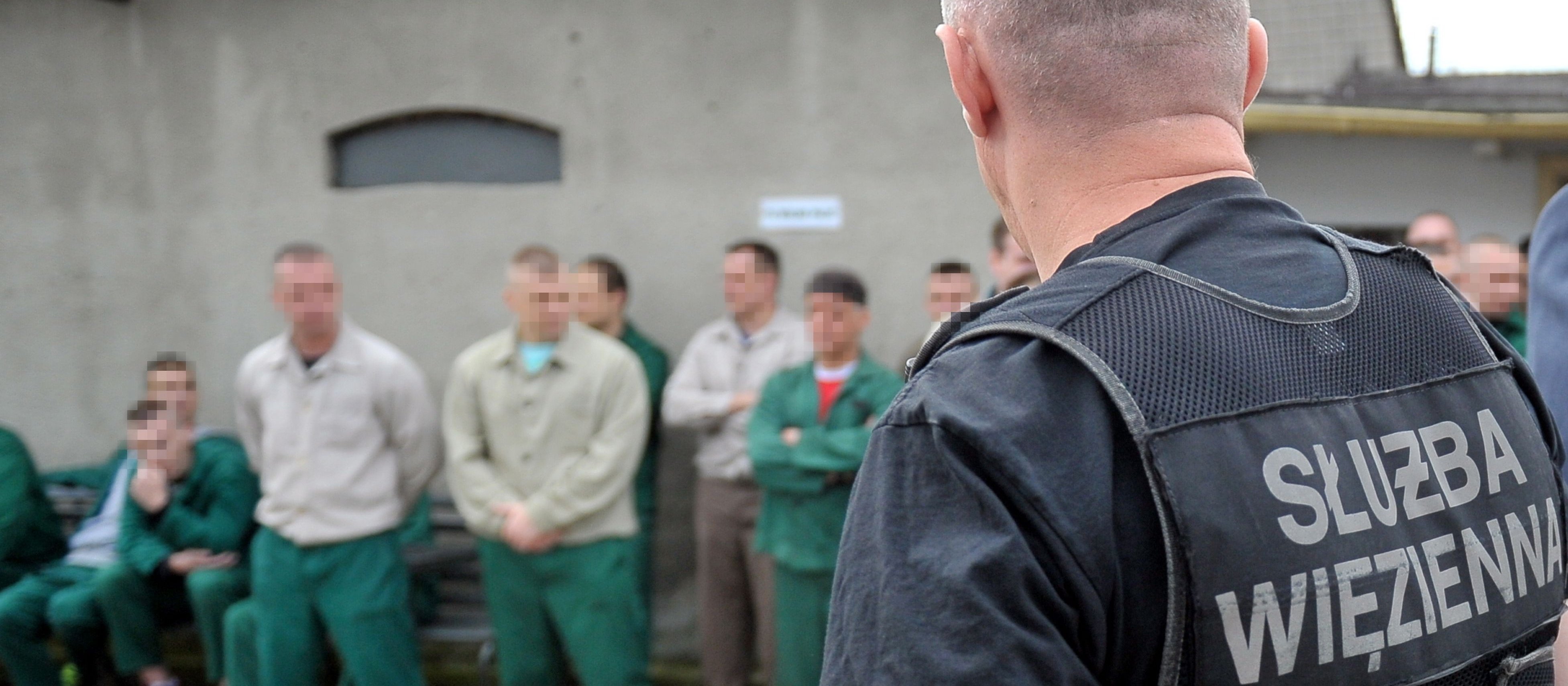 Więźniów w Polsce znowu przybywa. Mamy więcej osób za kratami niż przed rokiem
