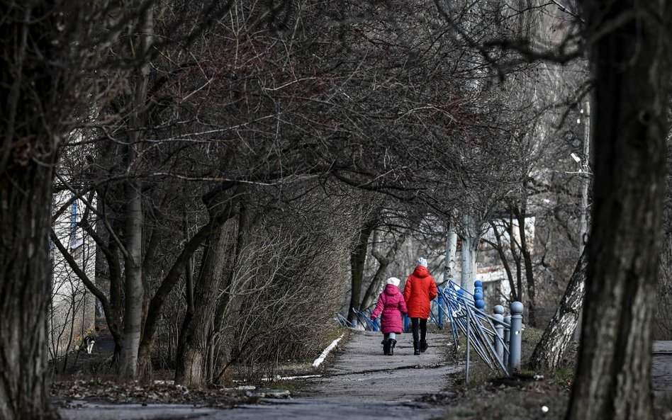 Stan wyjątkowy na Ukrainie. Rząd wzywa obywateli do powrotu z Rosji