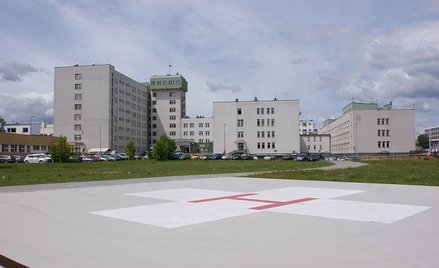 W tym szpitalu kobieta sama rodziła martwe dziecko na podłodze sali chorych