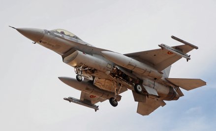 Myśliwiec F-16
