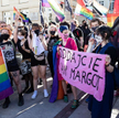 Sierpień 2020, aktywiści LGBT protestują po zatrzymaniu Margot