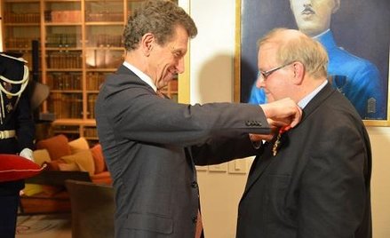 Aleksander Hall odznaczony Legią Honorową