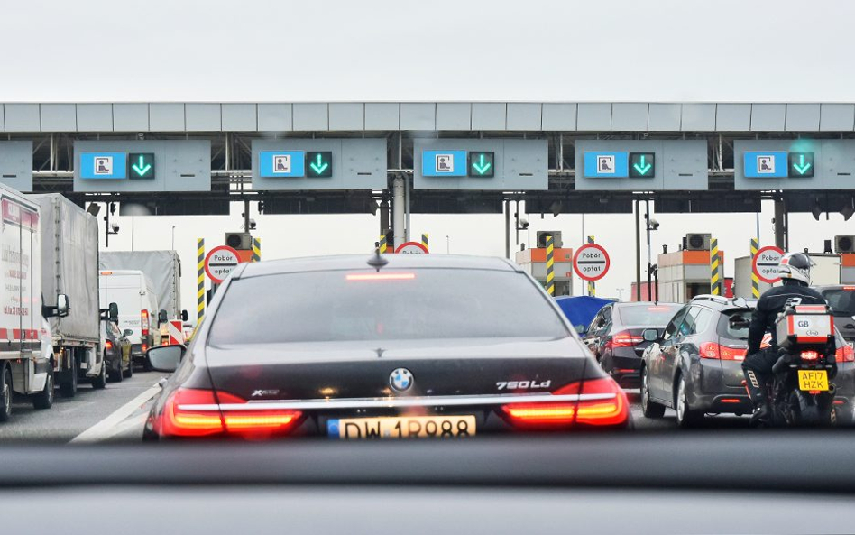 Podwyżki opłat na koncesyjnej autostradzie A4 zostały wprowadzone mimo sprzeciwu GDDKiA