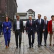 Członkowie partii wchodzących w skład nowej koalicji, w środku wybrany na kanclerza Olaf Scholz