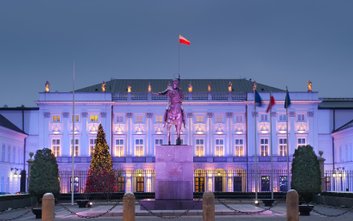 Pałac Prezydencki mieści się przy Krakowskim Przedmieściu 46/48