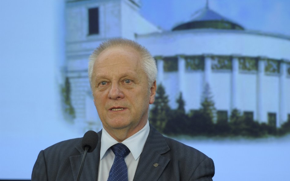Stefan Niesiołowski: Mam nadzieję, że Kaczyńskiego wreszcie wyślą na śmietnik