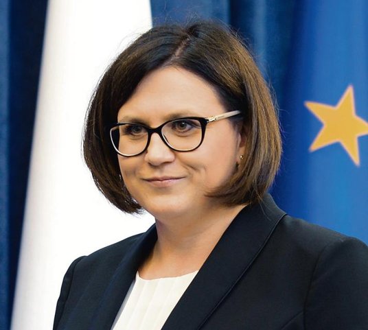 PZU - 0,6 mln zł to średnia pensja członka zarządu PZU w 2016 r. Ma dołączyć do niego Małgorzata Sad