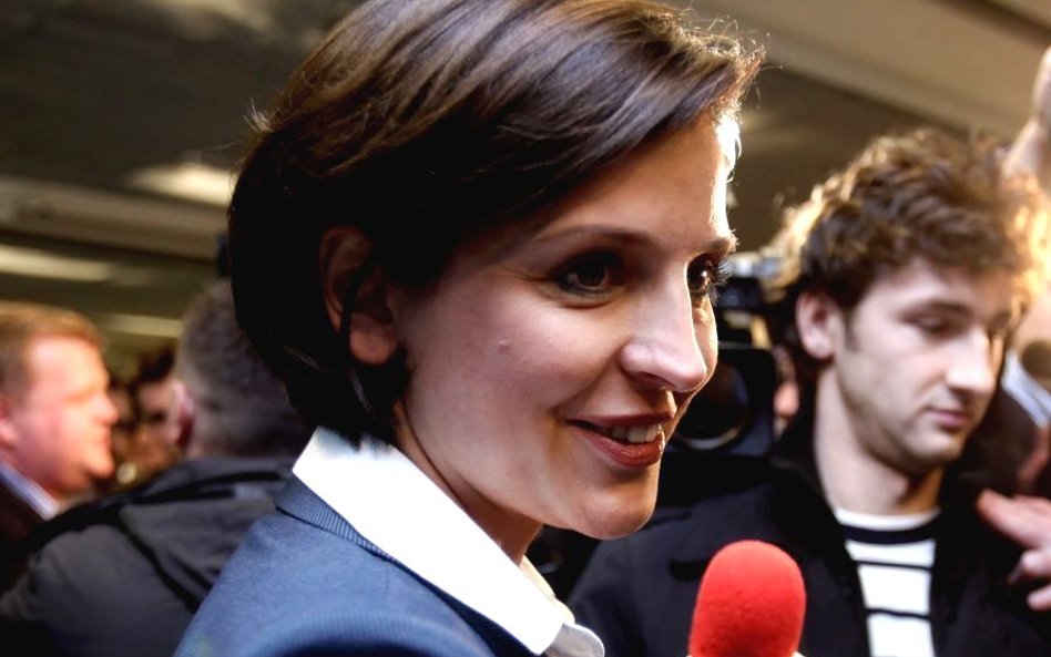 Joanna Mucha w CNN: W Polsce rasizm i chuligaństwo to margines