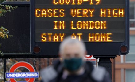 Koronawirus. Wielka Brytania: Są apele, by nie dzwonić na pogotowie bez potrzeby