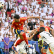 Ćwierćfinał Hiszpania – Niemcy był jednym z niewielu meczów, które dostarczyły emocji. Na zdjęciu Mi