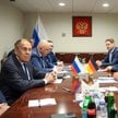Ministrowie spraw zagranicznych Rosji i Niemiec, Siergiej Ławrow i Johann Wadephul, spotkali się w N