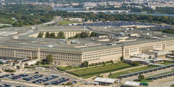 Pentagon ewakuowany z powodu zagrożenia wąglikiem. Służby sp