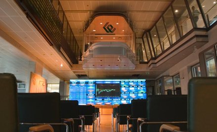 Kosmetyczne ruchy indeksów. Giełda w Warszawie razi niemocą