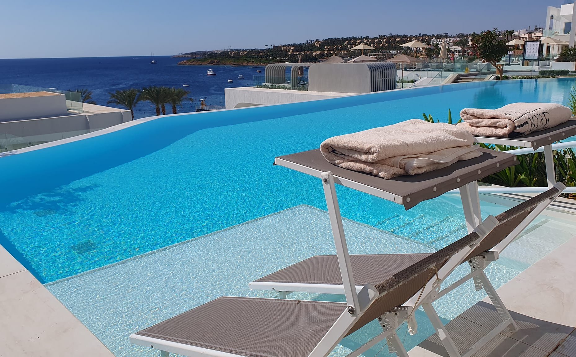 Zmiana cen w biurach podróży. Po spadkach wyraźny wzrost kosztów wakacji