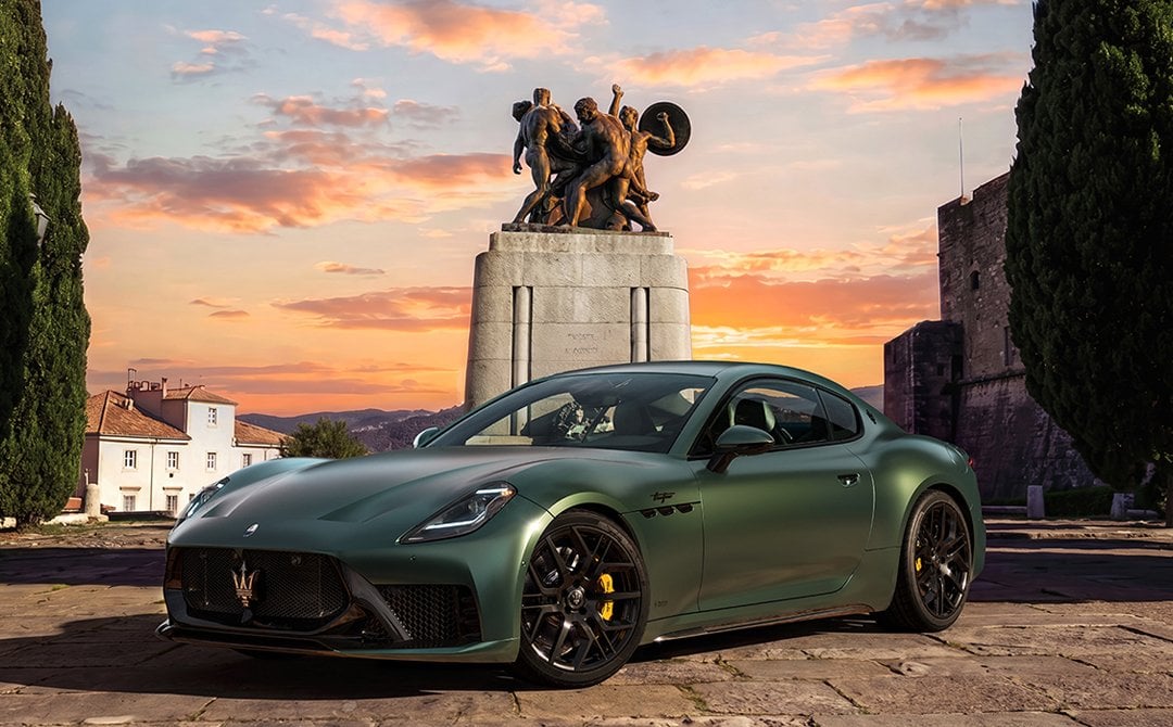 Maserati nie musi zakładać za dużych okularów. Wystarczy Trójząb na masce
