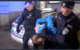 Mężczyzna próbował zgwałcić kobietę na przystanku na warszawskiej Białołęce