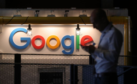 Alphabet ostro w dół po wynikach