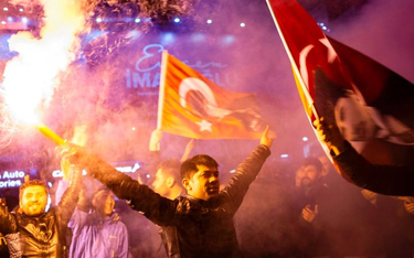 Zwolennicy opozycji świętują zwycięstwo w Stambule