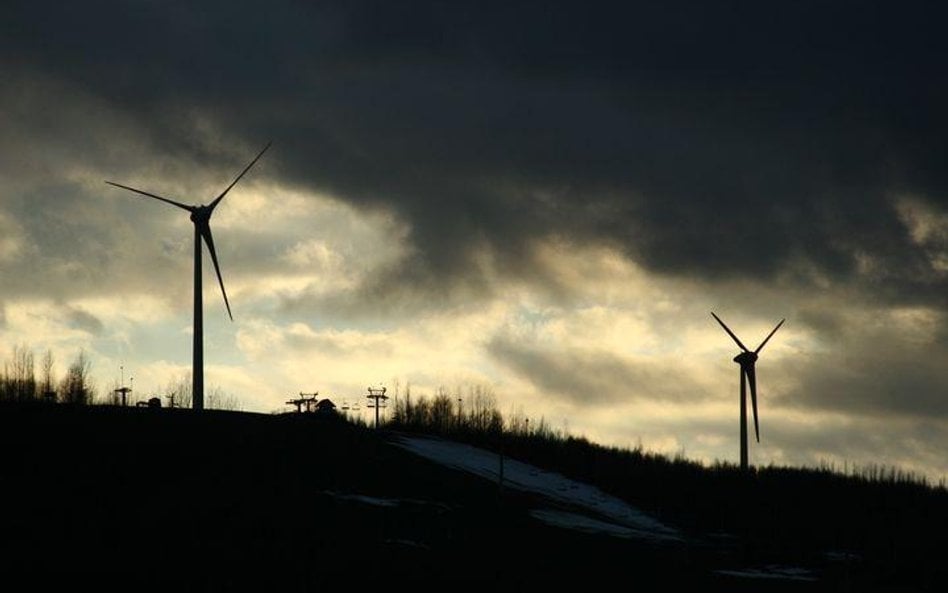 Kontrowersyjne wnioski o dotacje na farmy wiatrowe