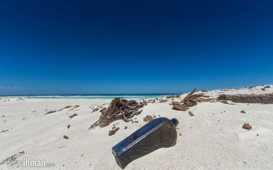 Najstarszy list w butelce znaleziony na plaży w Australii