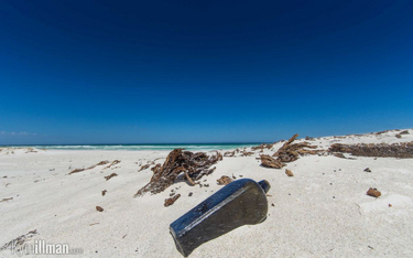 Najstarszy list w butelce znaleziony na plaży w Australii