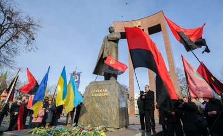 Pomnik Stepana Bandery, przywódcy Organizacji Ukraińskich Nacjonalistów, we Lwowie