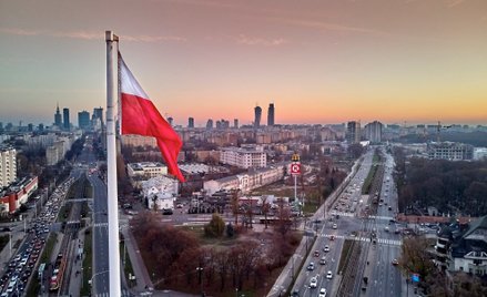 11 listopada w Warszawie odbędą się liczne uroczystości, imprezy i zgromadzenia. Zaplanowano objazdy