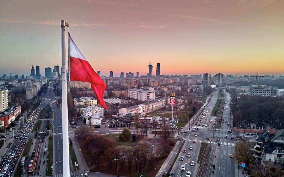 11 listopada w Warszawie odbędą się liczne uroczystości, imprezy i zgromadzenia. Zaplanowano objazdy