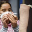 Niemcy szykują się na Omikrona. Nawet 4000 farmaceutów z Nadrenii Północnej-Westfalii przejdzie do k