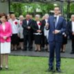 Warszawa, 16.05.2023. Premier Mateusz Morawiecki (P) i minister rodziny i polityki społecznej Marlen