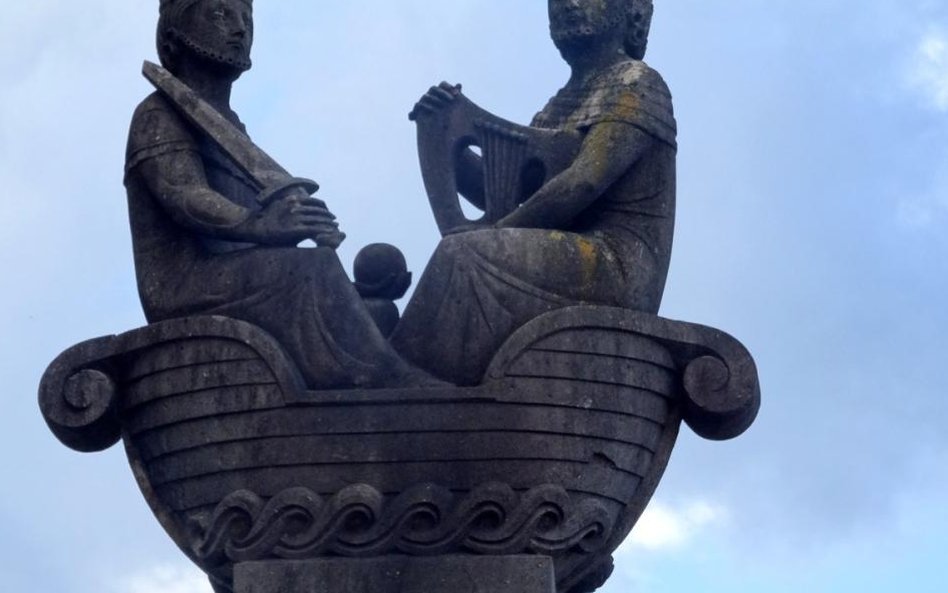 Rzeźba „Statek Nibelungów”