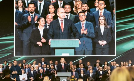 W kampanii wyborczej Rumen Radew obiecywał przegonić złodziei, demonstrował siłę i zdecydowanie, kró