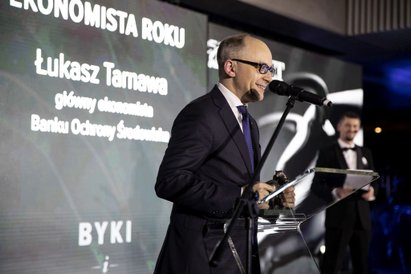 Ekonomistą roku zostaje Łukasz Tarnawa, główny ekonomista Banku Ochrony Środowiska.