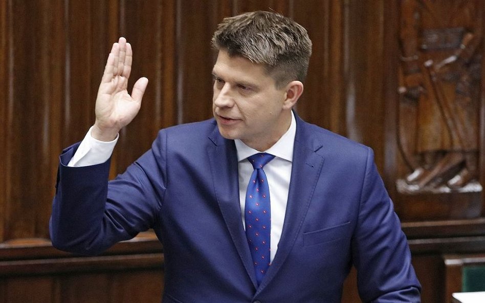 Plan Petru kontra Plan Morawieckiego