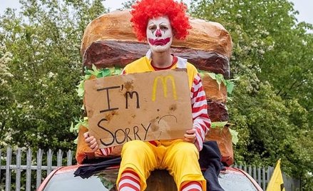 McDonald’s zablokowany. Aktywiści chcą bezmięsnych burgerów