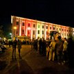Atrakcje podczas stania w kolejce do MNW