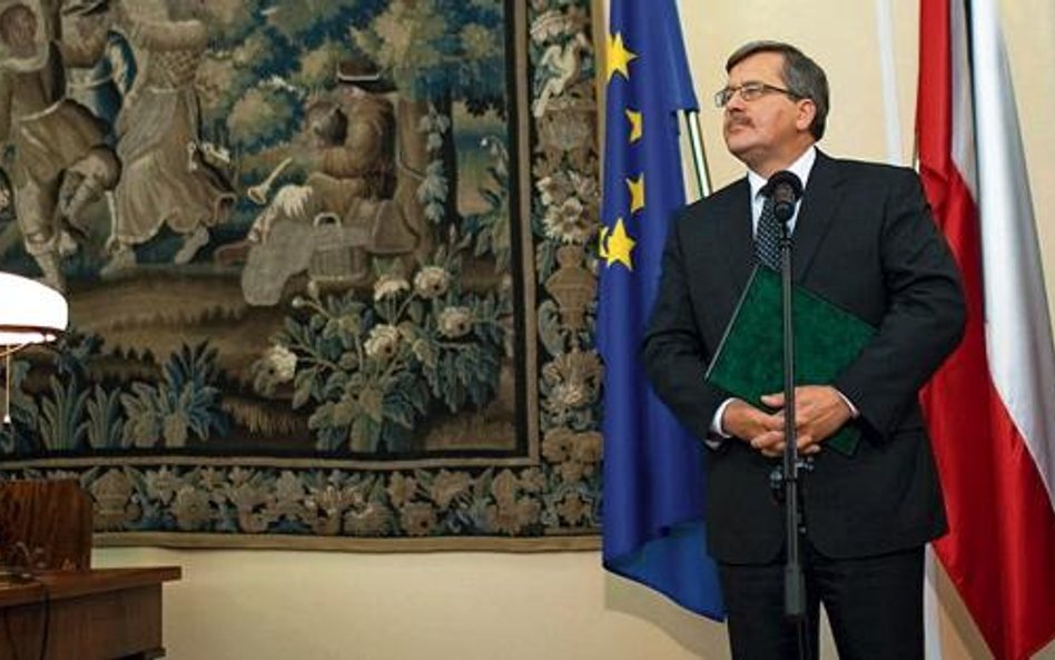 Bronisław Komorowski twierdzi, że nie znalazł powodów, by skierować nowelizację do Trybunału Konstyt