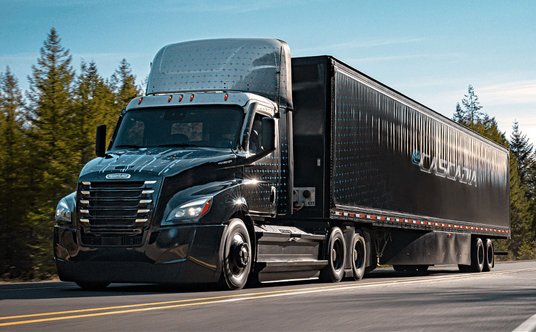 Freightlinery eCascadia
