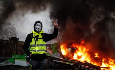 Francja rozważa wprowadzenie stanu wyjątkowego