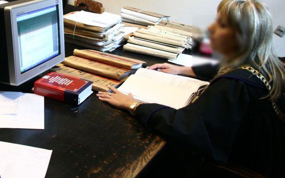 Specjaliści z NIK odkryją przed sędziami i prokuratorami tajniki pracy z dokumentacją finansową.