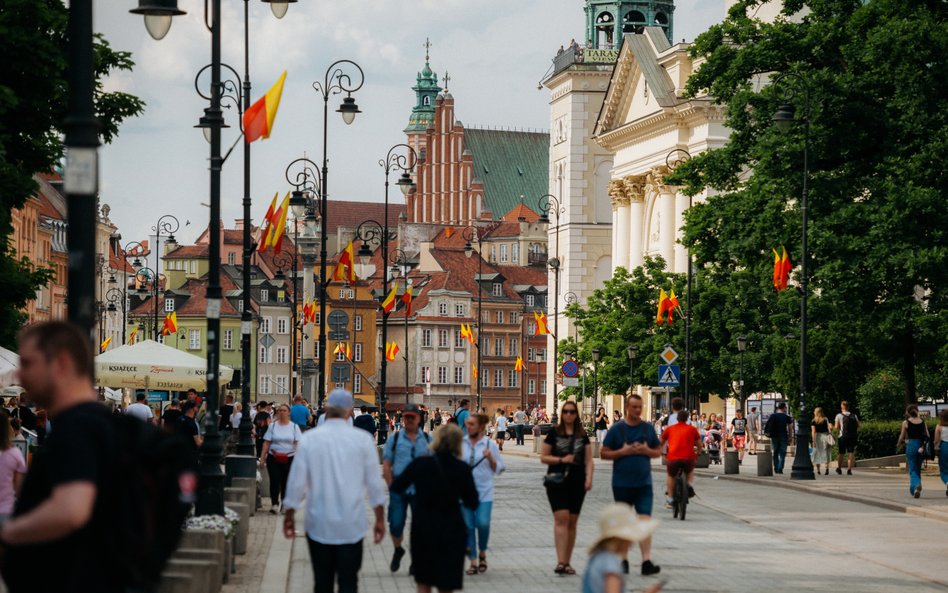 W czasie Wielkanocy ruchu kołowy będzie wyłączony z Krakowskiego Przedmieścia i Nowego Światu