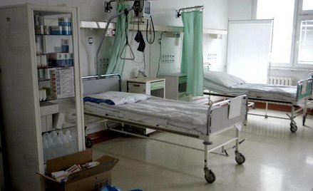 Choć szpitalom publicznym udało się w zeszłym roku nieco zmniejszyć długi, to w pierwszym kwartale 2